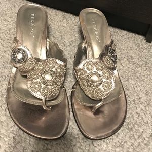 Women’s wedges/ sandals